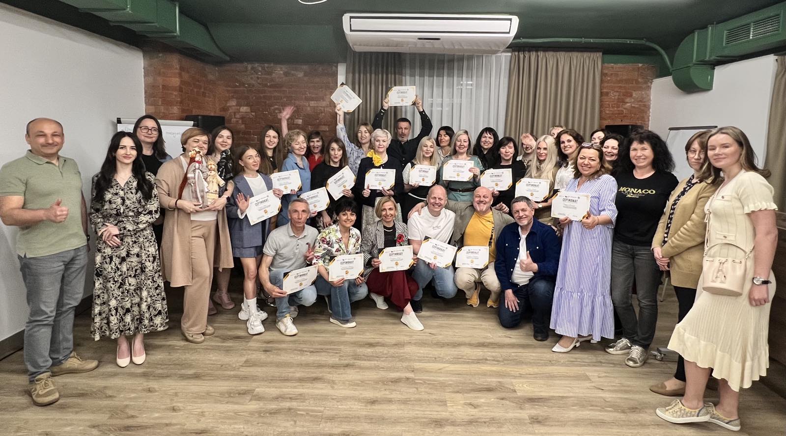 ЗАВЕРШЕННЯ КУРСУ «ПЕРЕБУДОВА БІЗНЕСУ ПІД ЧАС ВІЙНИ